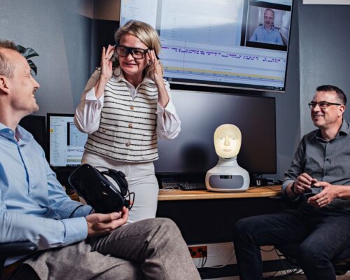 Tre personer, forskarteamet vid Experience Lab i Vasa