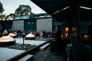 Konsert i Sibelismuseums innergård Atrium